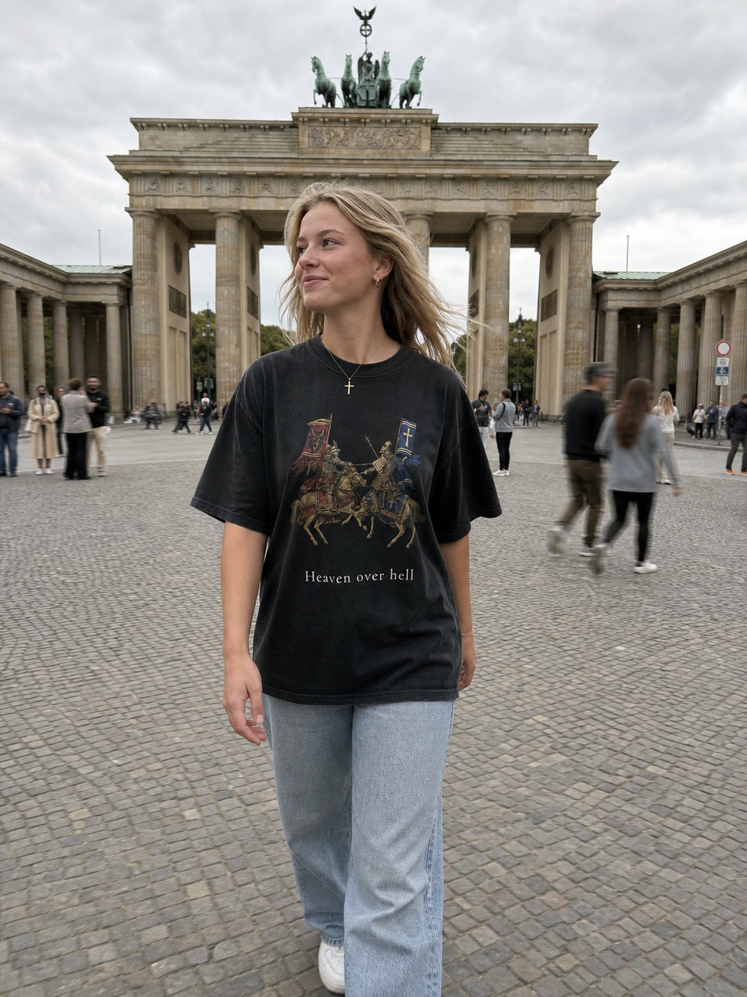 Heaven over Hell Black in Berlin