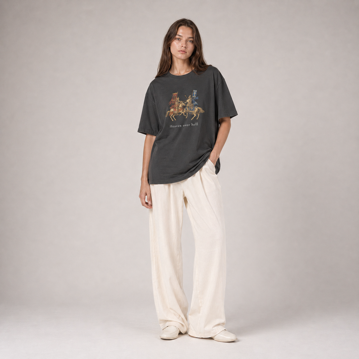 HEAVEN SOCIETY „HEAVEN OVER HELL“ BOXY TEE – BLACK