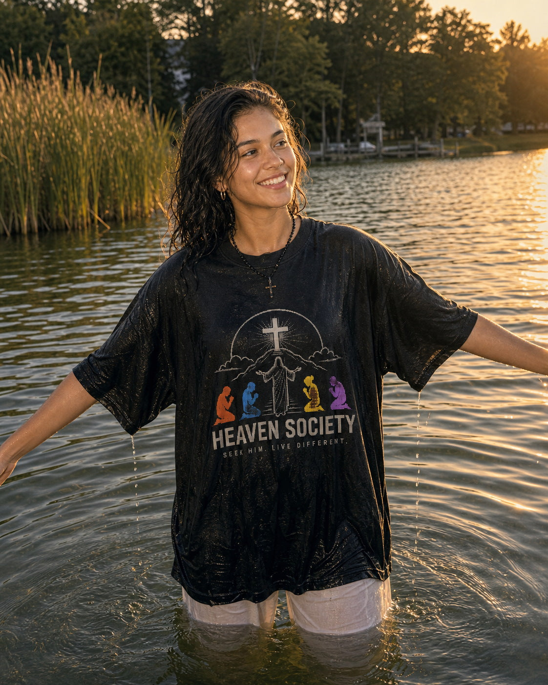 HEAVEN SOCIETY "LIFE DIFFERENT" BOXY TEE - BLACK Bild 5