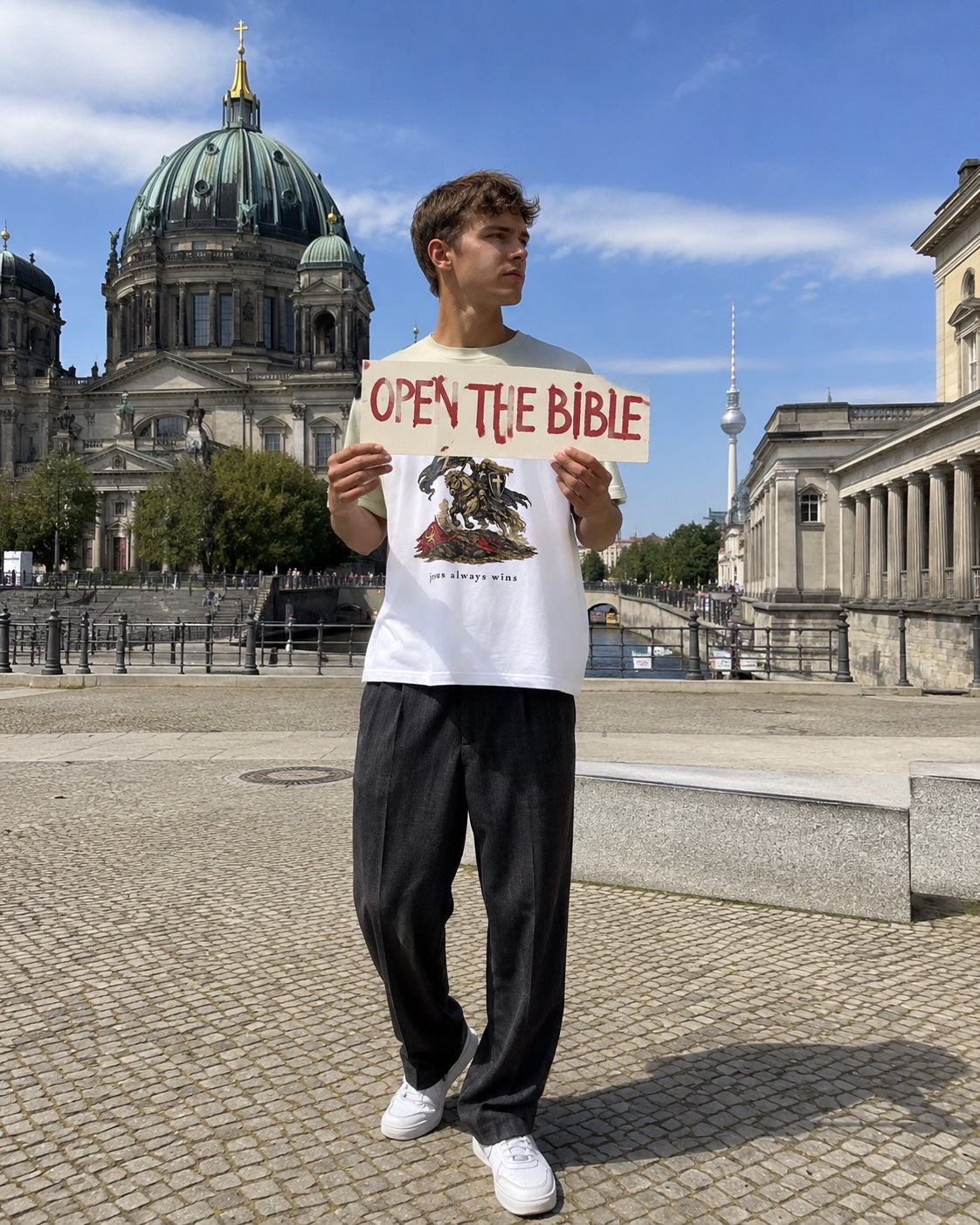 Jesus Always Wins Open the Bible Motiv am Berliner Dom