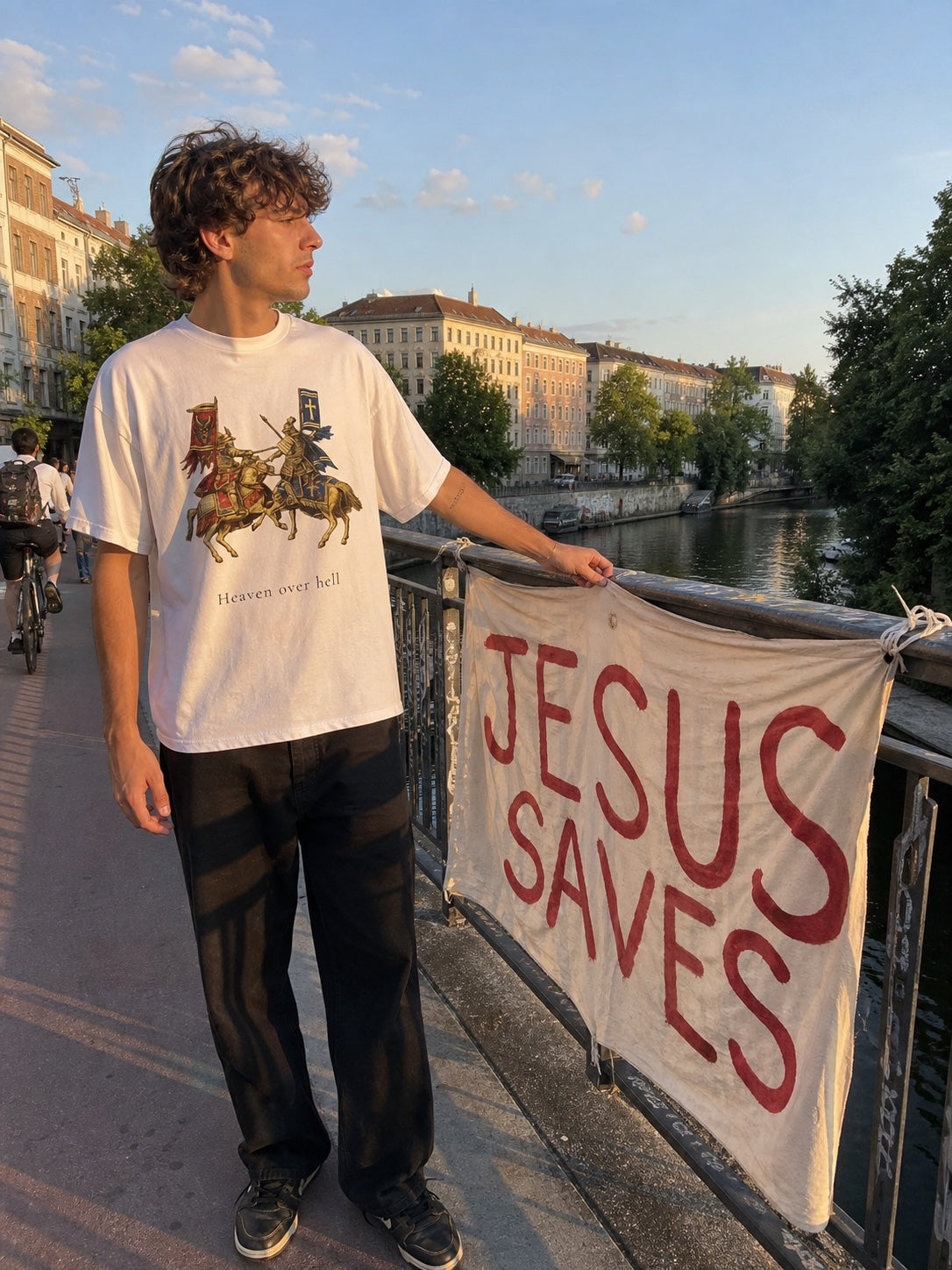 Heaven over Hell White am Kanal mit Jesus Saves Banner